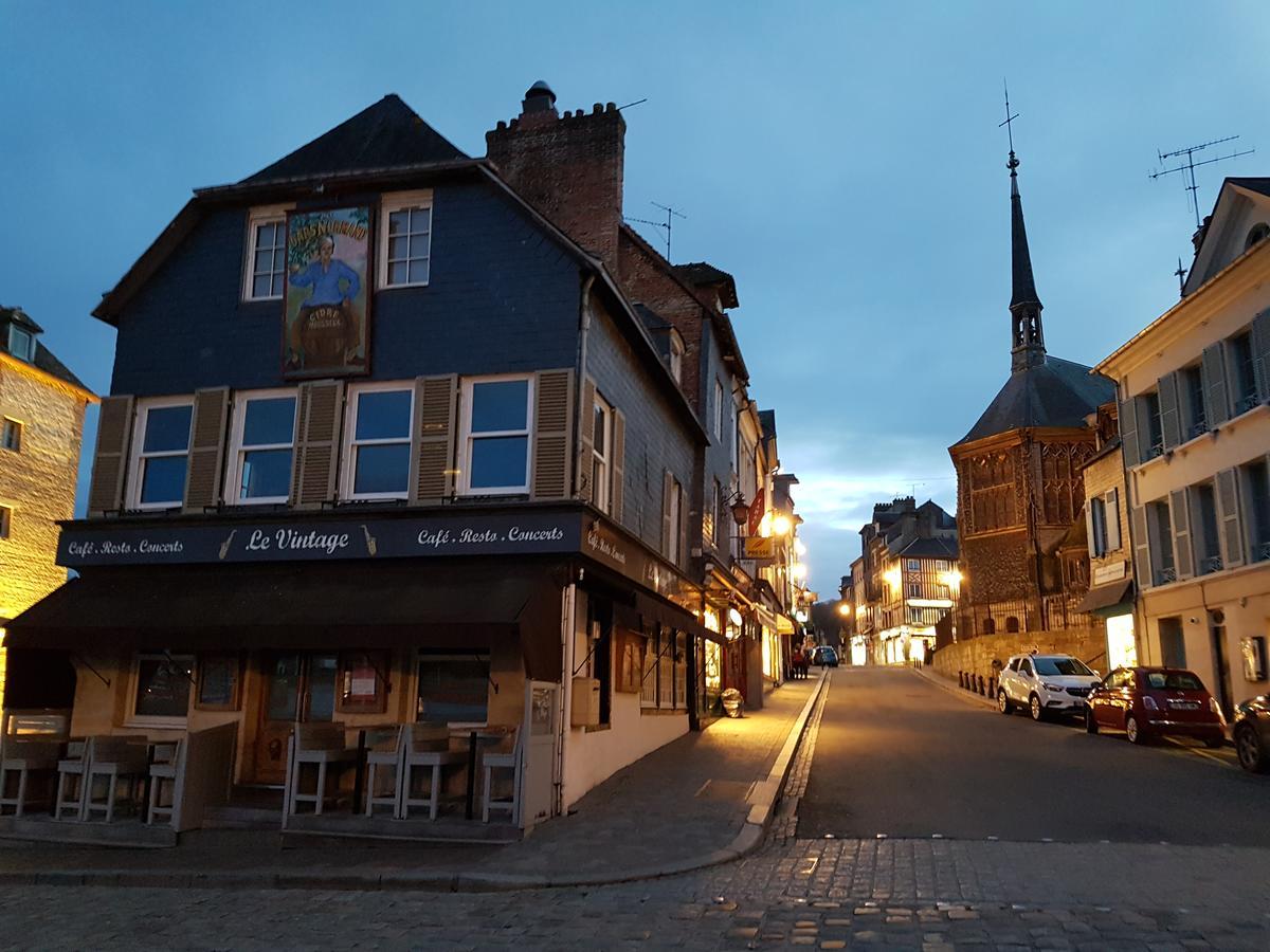 La Petite Parenthese Lejlighed Honfleur Eksteriør billede